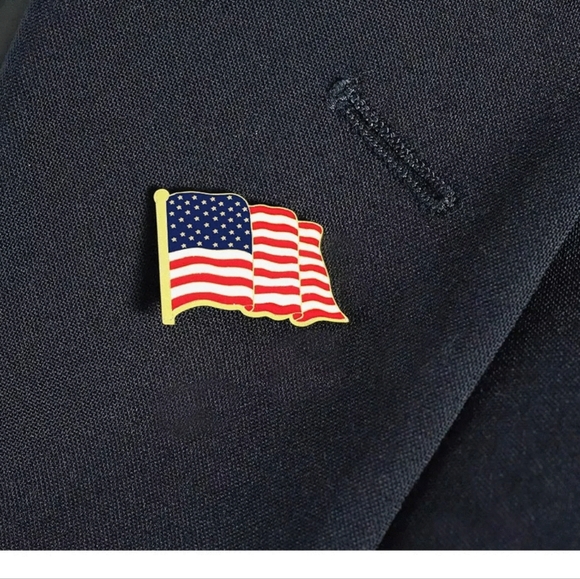 American Flag Lapel Pin - Picture 3 of 5